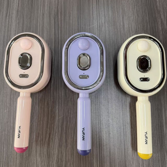 Givéra HydraTouch™ Electric Spray Hair Brush